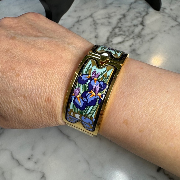 💕HOST PICK💕Frey Wille Royal Clasp Gold Enamel Bangle Claude Monet "Iris". - Picture 8 of 15